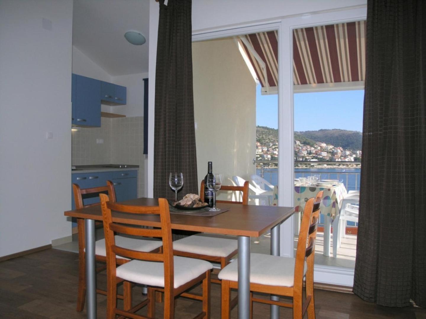 Apartments Aurelius - Relaxing With Gorgeous View Trogir Zewnętrze zdjęcie