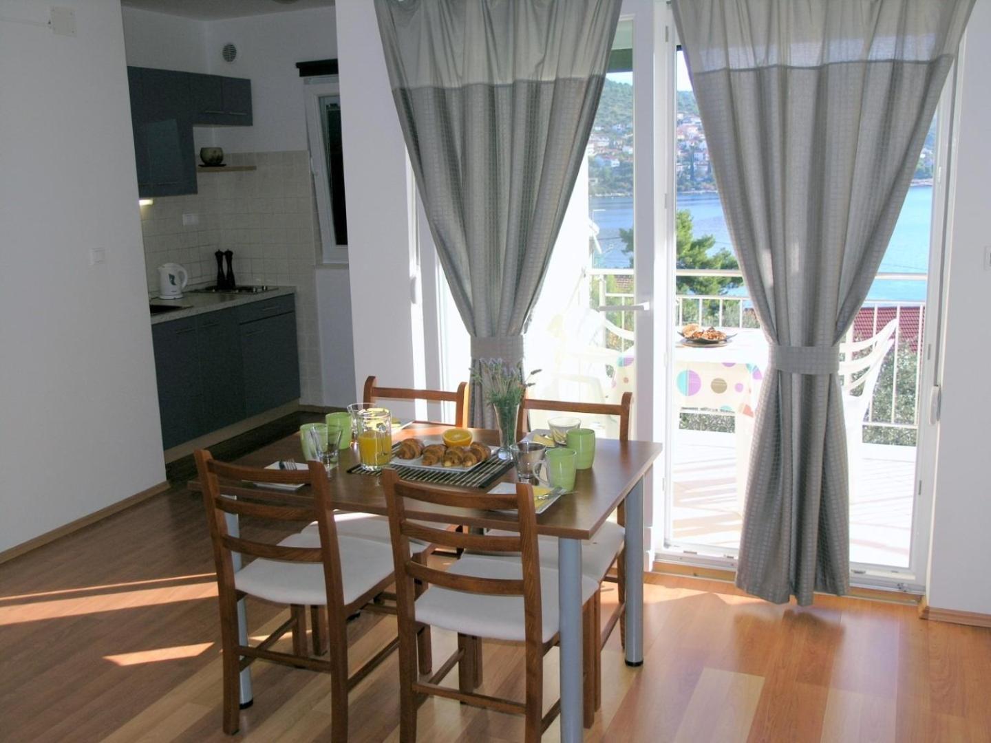 Apartments Aurelius - Relaxing With Gorgeous View Trogir Zewnętrze zdjęcie